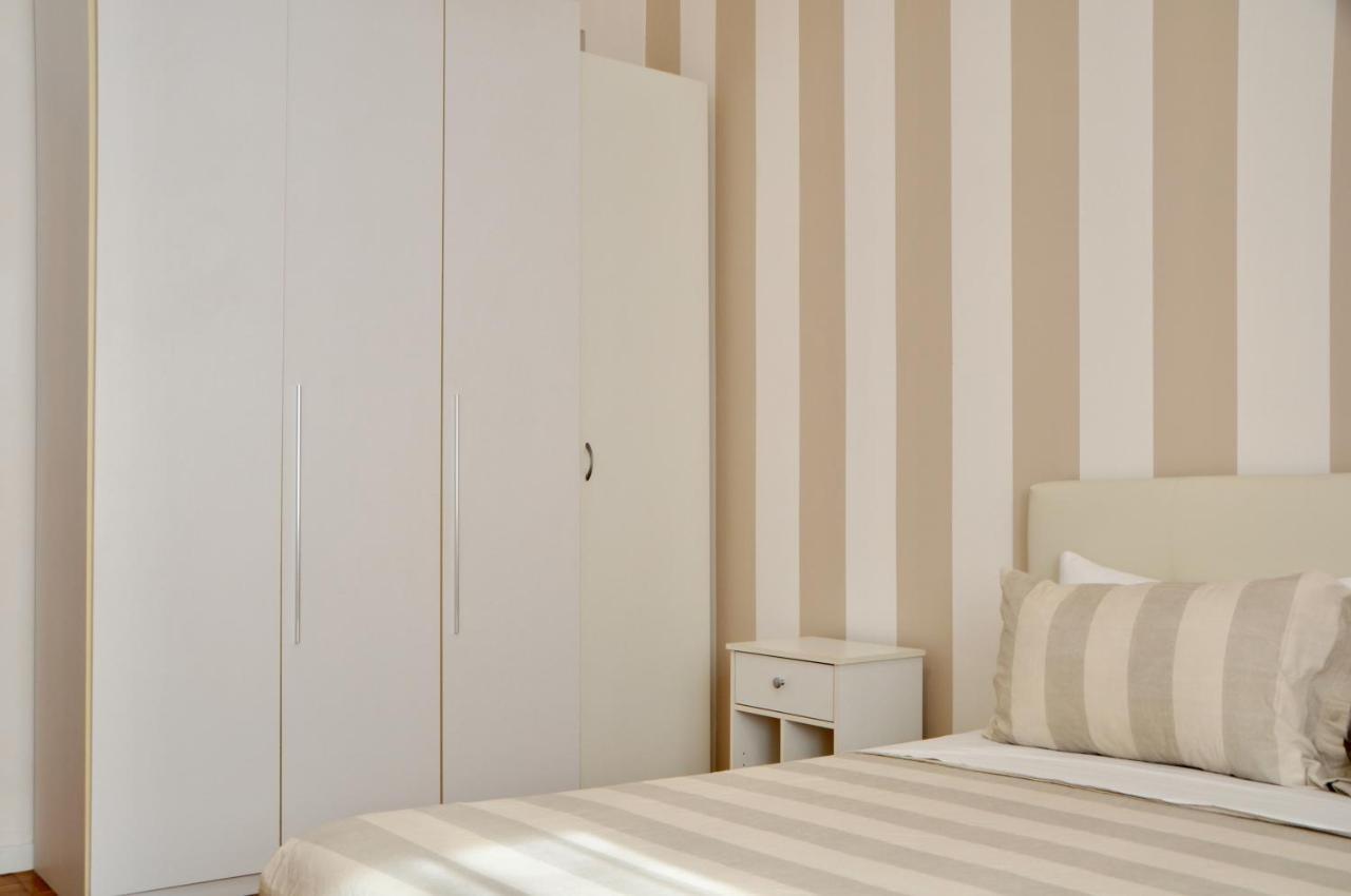 M.Aurelio Light Brown Apartment Milan Luaran gambar